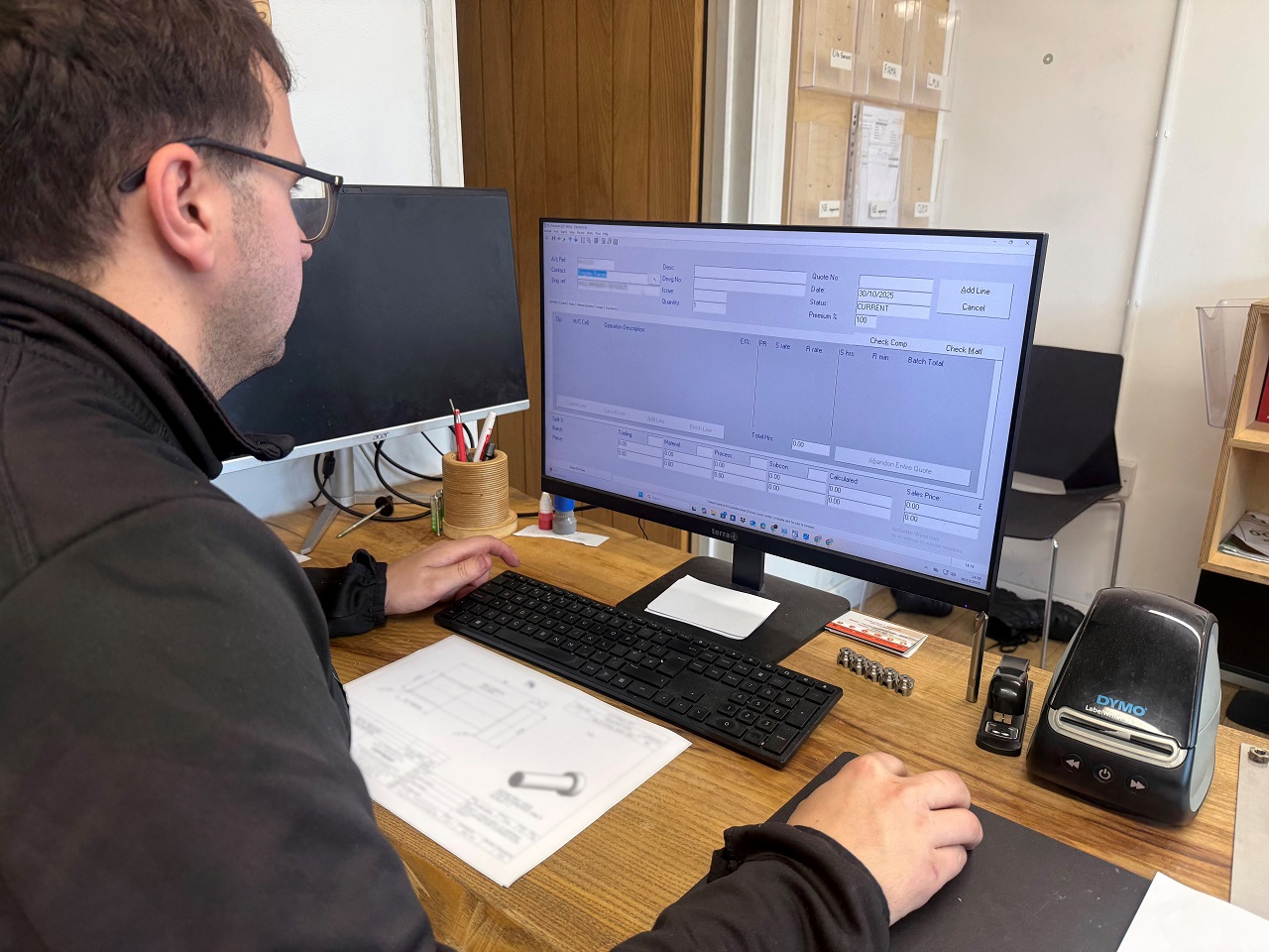 PSL Datatrack is manufacturing software designed specifically for subcontract precision engineering businesses